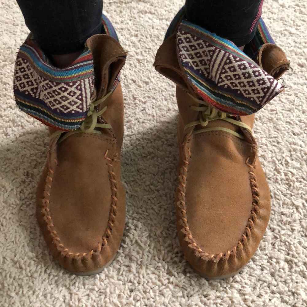 Steve Madden Moccasin Boots Size 7.5